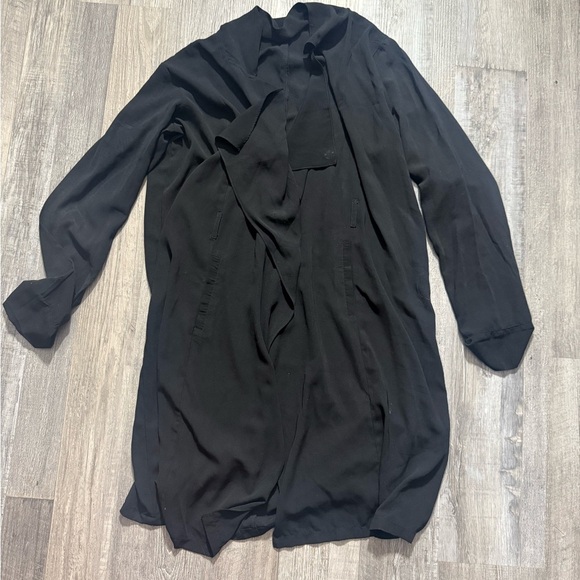 Sweaters - Sleek Black Open-Front Longline
Cardigan Jacket - Size 16